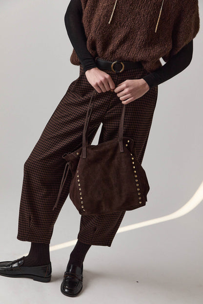 Bolso tachas lazo marrón