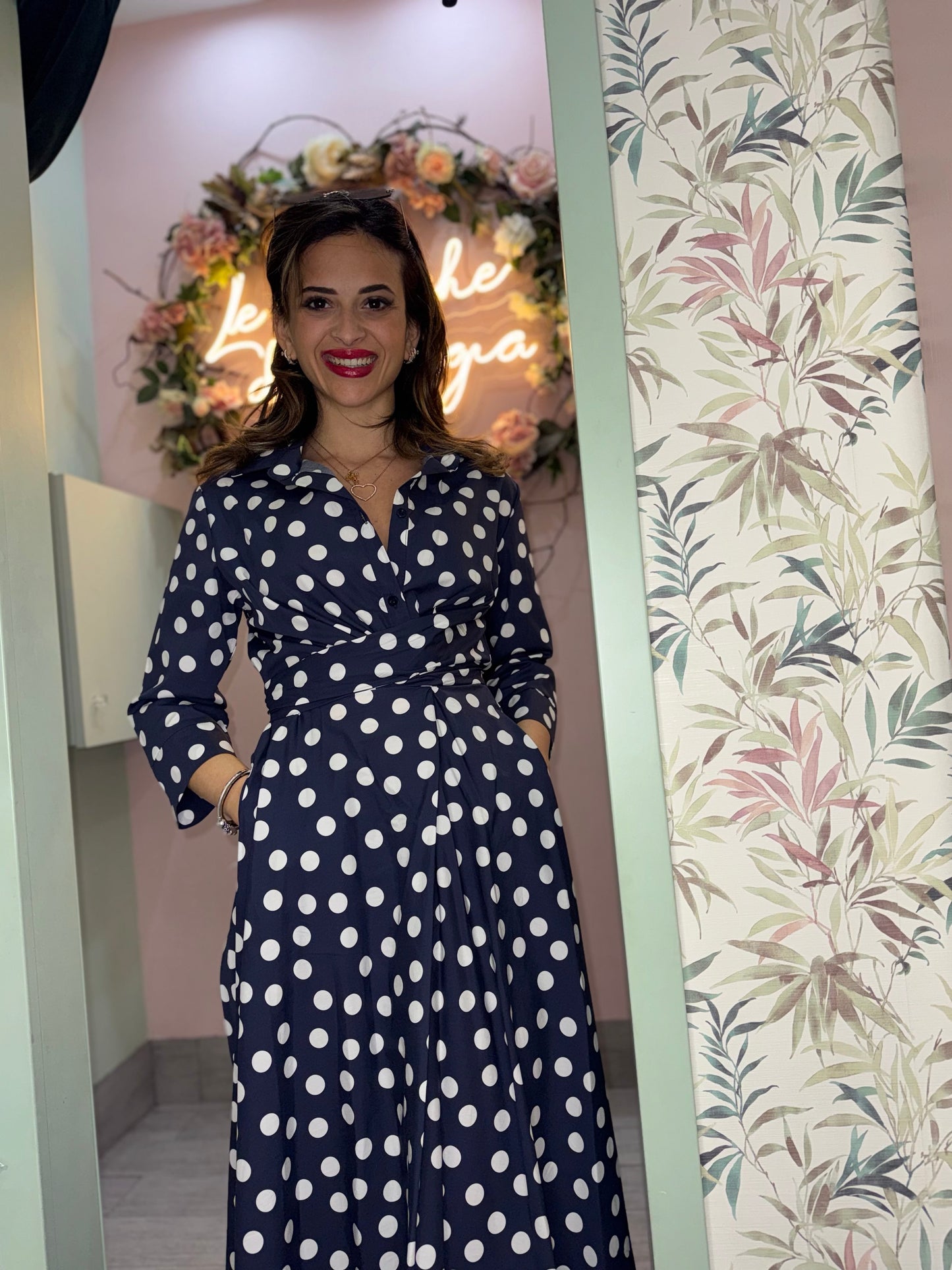 Paula - Vestido Camisero Midi Verde con Topos