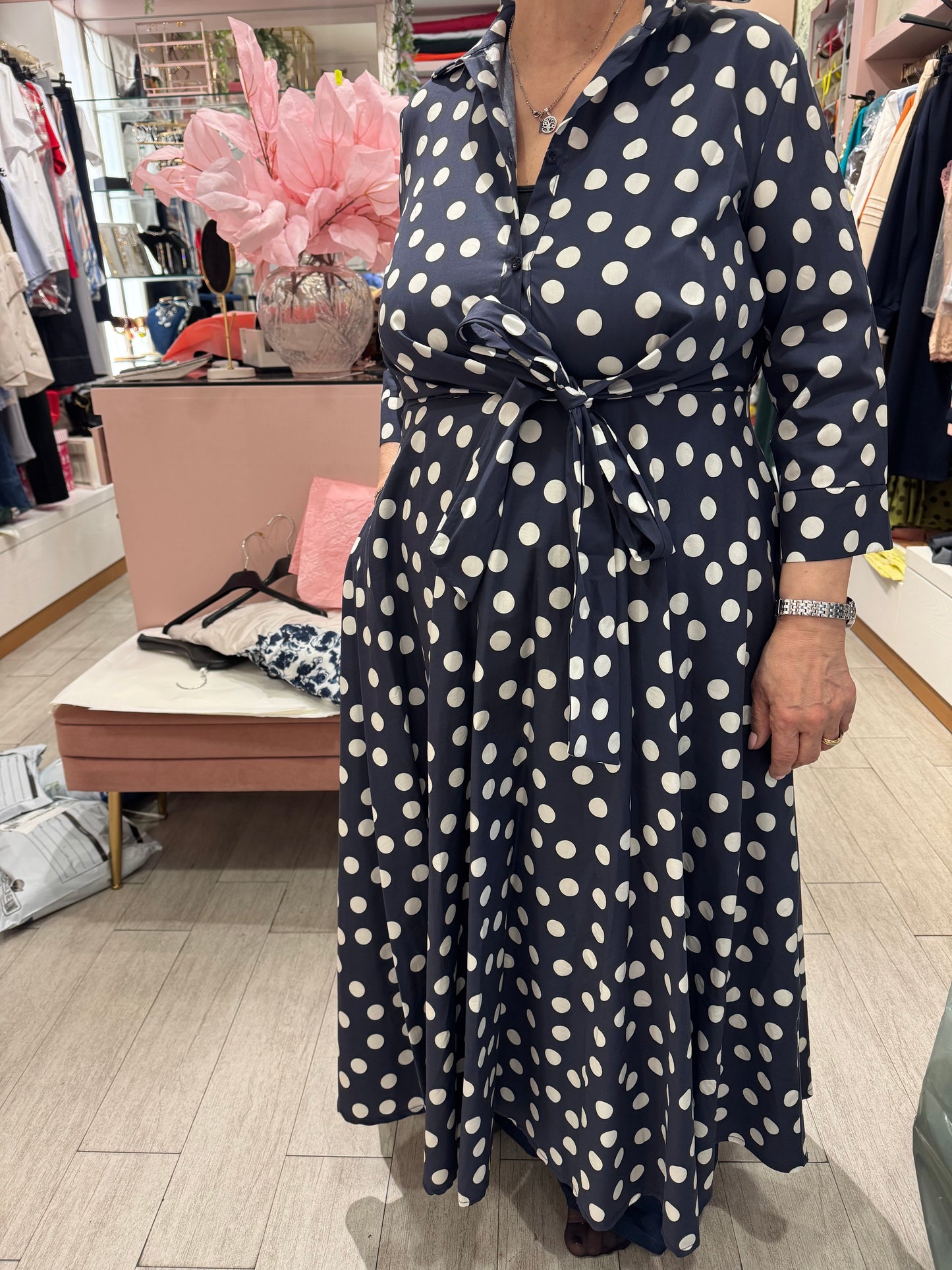 Paula - Vestido Camisero Midi Verde con Topos