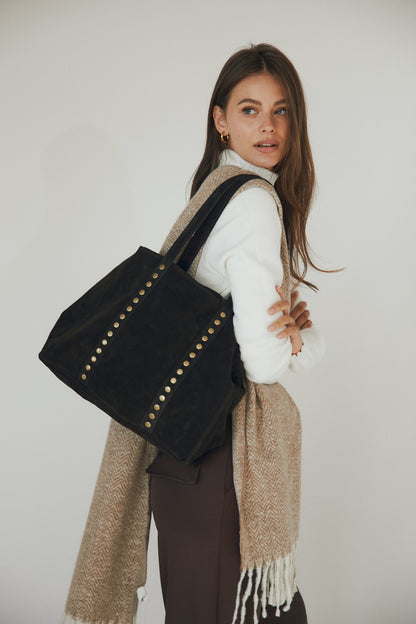 Bolso ante tachas marrón
