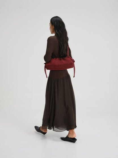 Clara – Bolso con Elegancia Escultural en Borgoña