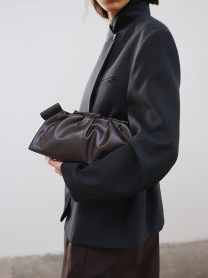 Clara – Bolso con Elegancia Escultural en Borgoña