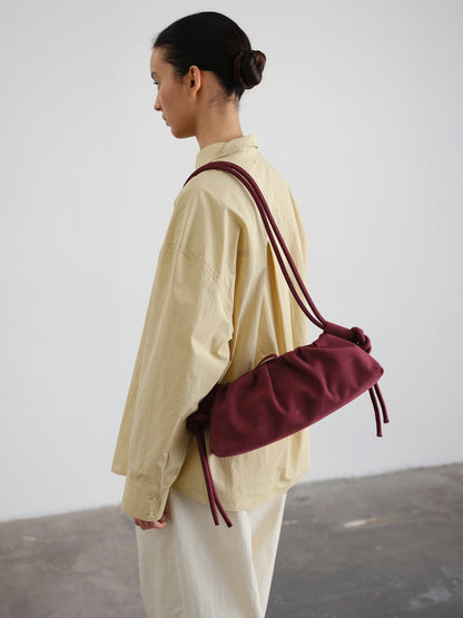 Clara – Bolso con Elegancia Escultural en Borgoña