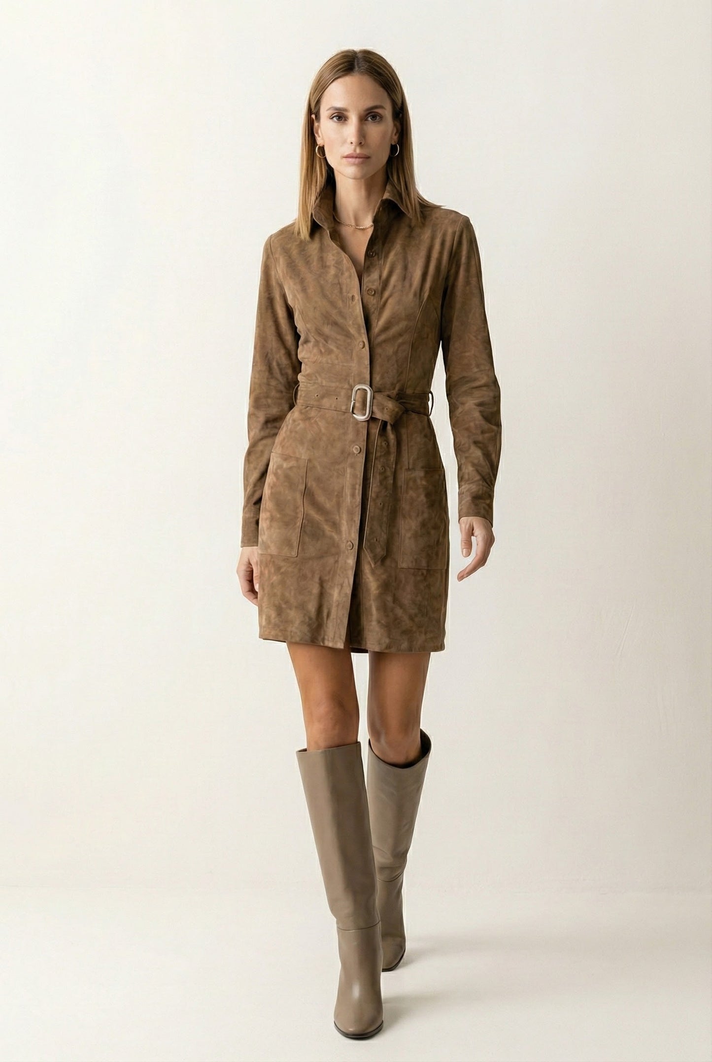 LOANA™ – Vestido cruzado moderno de ante sintético