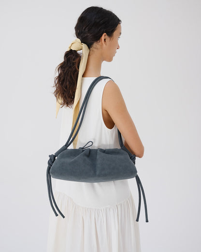 Clara – Bolso con Elegancia Escultural en Borgoña