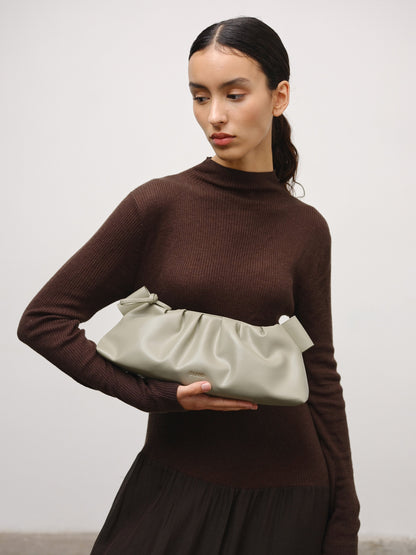 Clara – Bolso con Elegancia Escultural en Borgoña