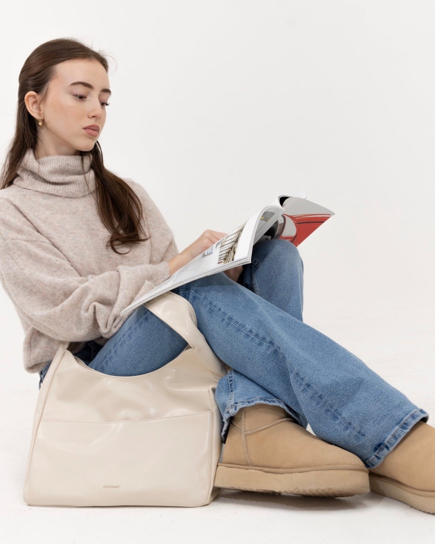 Bolso Hobo  – Tu Oficina Portátil con Estilo