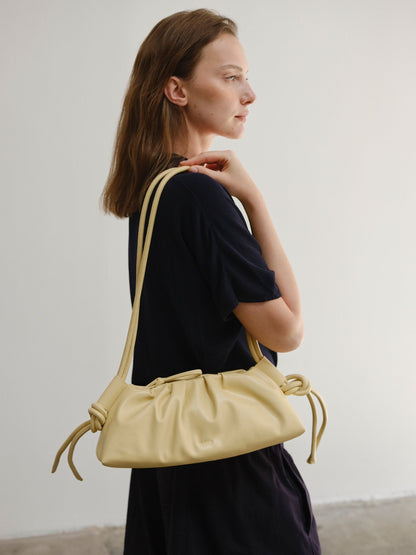 Clara – Bolso con Elegancia Escultural en Borgoña