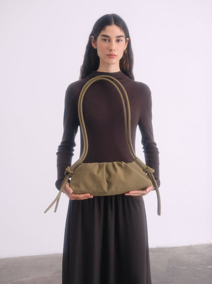 Clara – Bolso con Elegancia Escultural en Borgoña