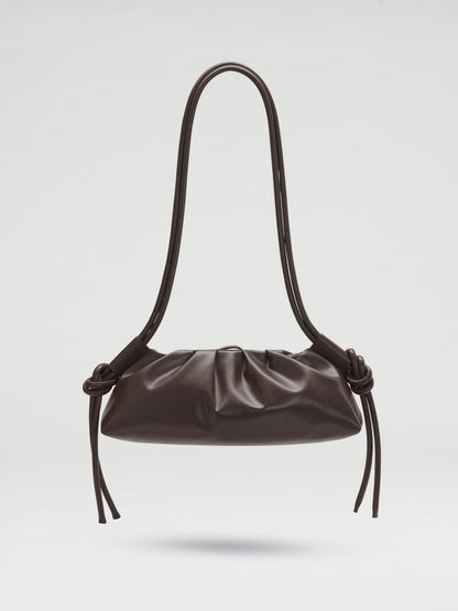 Clara – Bolso con Elegancia Escultural en Borgoña