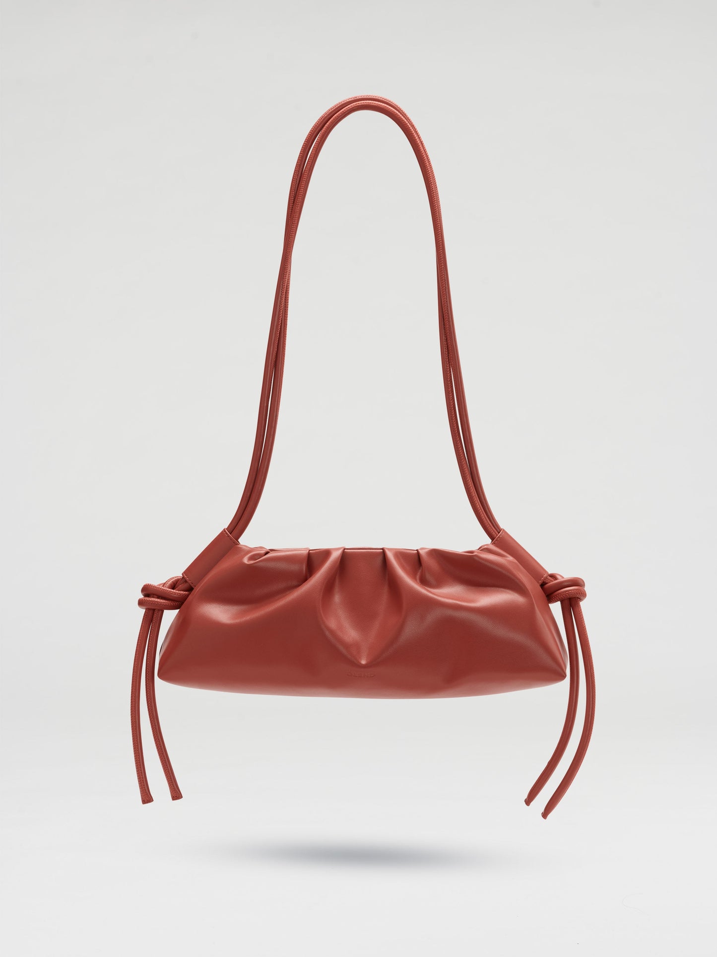 Clara – Bolso con Elegancia Escultural en Borgoña