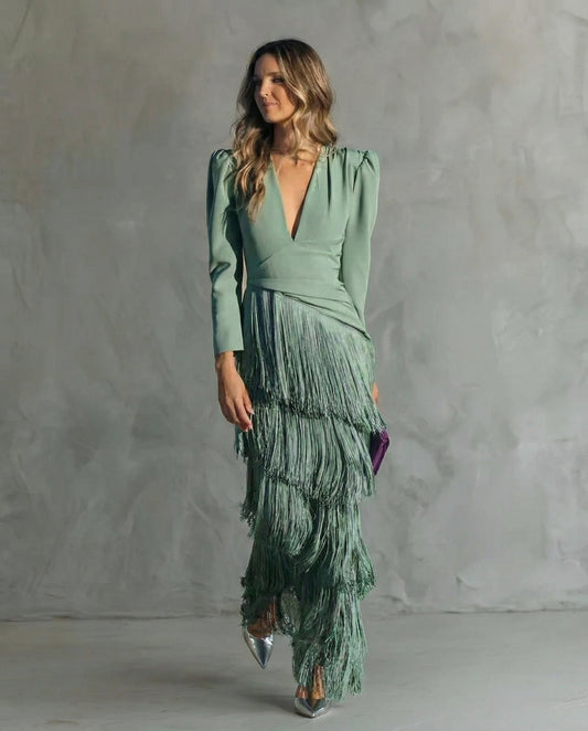Natasha | Vestido largo con flecos y escote en V