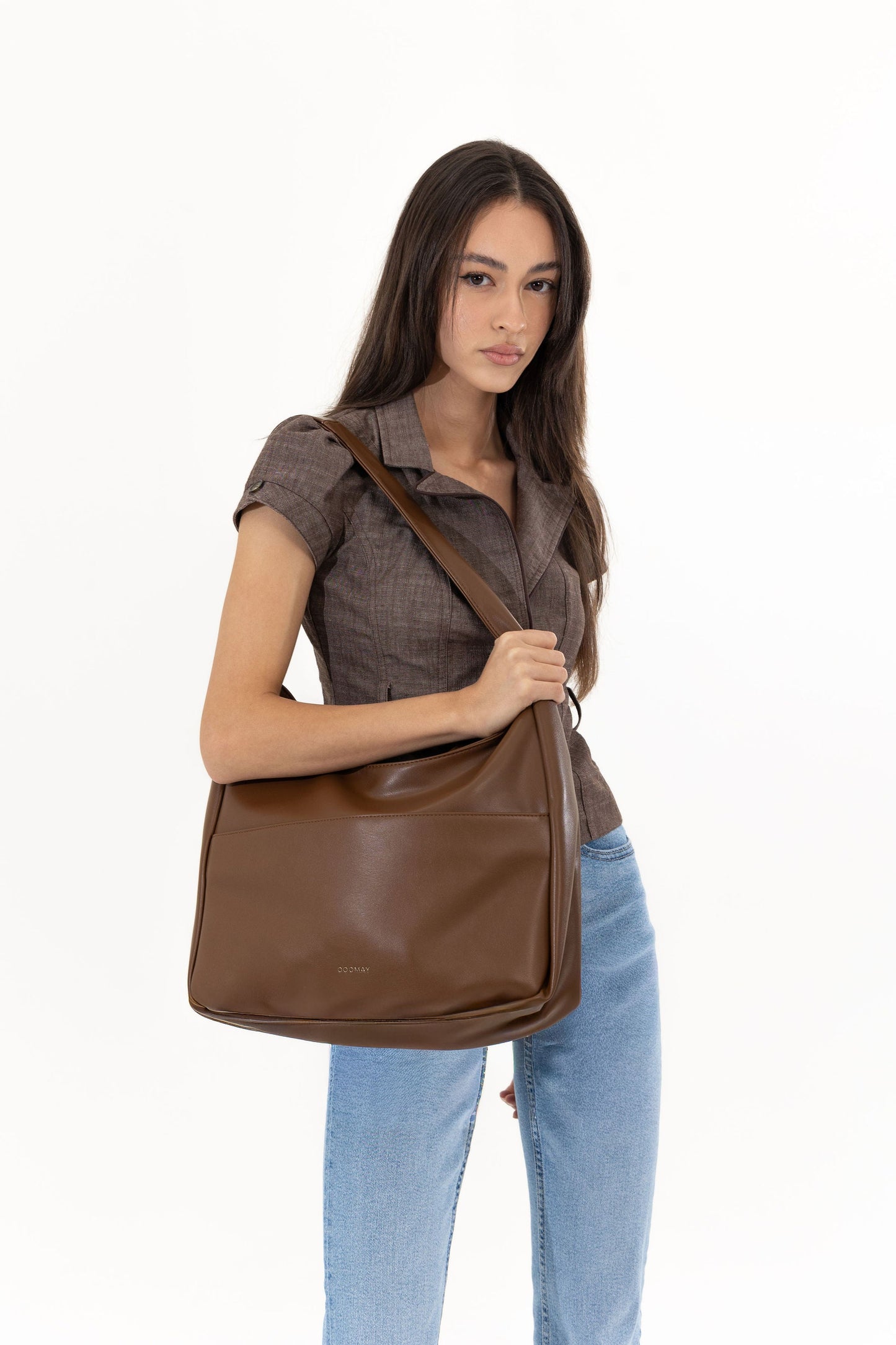 Bolso Hobo  – Tu Oficina Portátil con Estilo