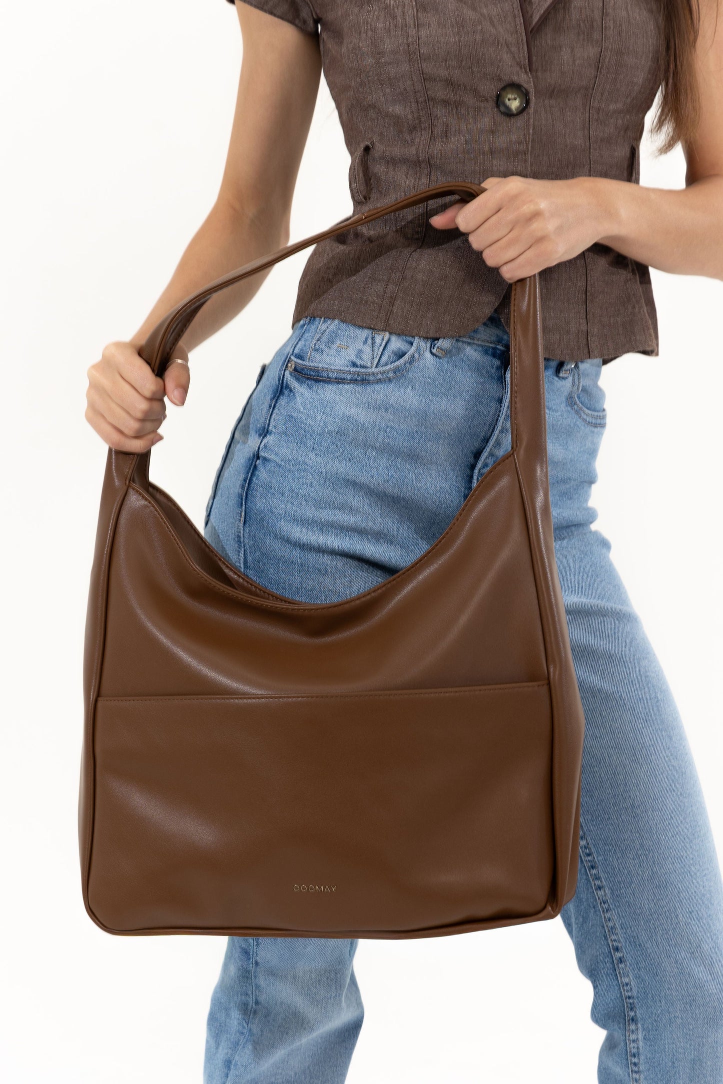 Bolso Hobo  – Tu Oficina Portátil con Estilo