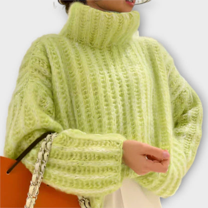 Suéter con Capucha de Manga Larga que Combina Elegancia y Comodidad